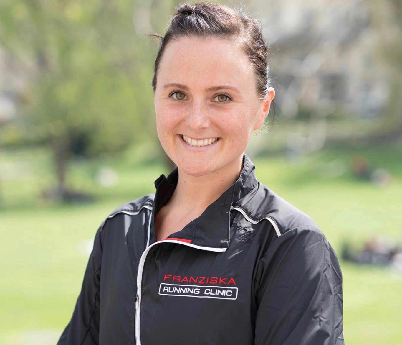 Physiotherapeutin Franziska Malle Wien fit durch die Schwangerschaft, Outdoor-Workout, Rückbildung nach der Geburt